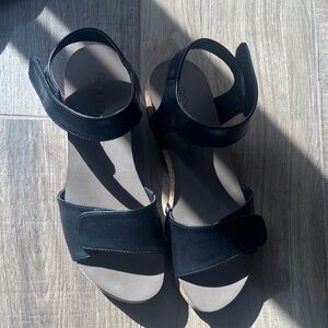 Boutique by Corkys wedge Black Leather Sandals